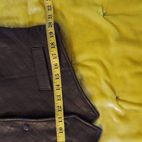 Essential Elements Women's Quilted Brown Leather Vest Fitted Western  L - Picture 7 of 14